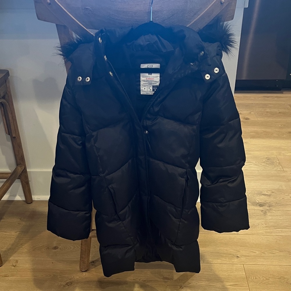 GAP Black Kids Puffer Jacket
